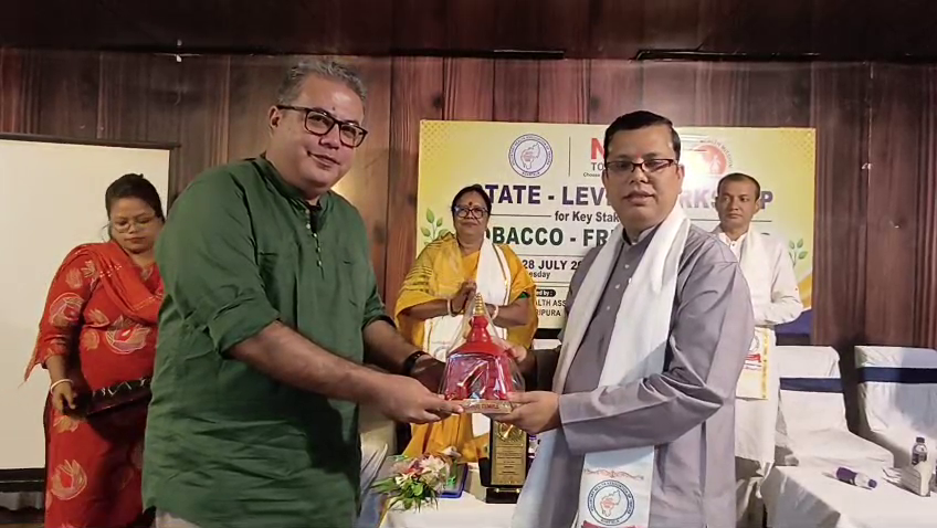 ড্রাগস ও তামাক মুক্ত সমাজ গঠনে সংকল্প নিয়ে এনজিও গুলিকে কাজ করতে হবে -মন্ত্রী টিঙ্কু রায় 