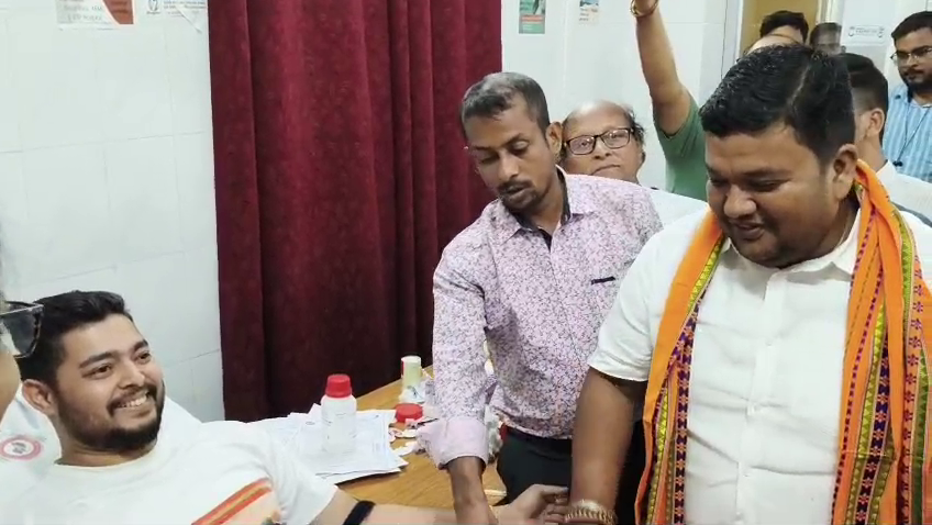 জিবি হাসপাতালে যুব মোর্চার সদর শহর জেলা কমিটির উদ্যোগে রক্তদান শিবির 