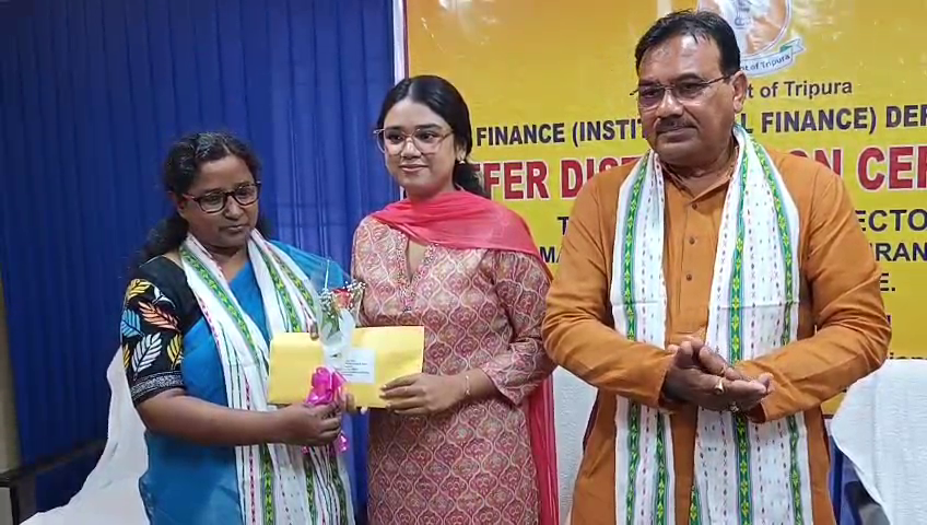 বিভিন্ন দপ্তরের শূন্য পদ পূরণের কাজ চলছে -অর্থমন্ত্রী