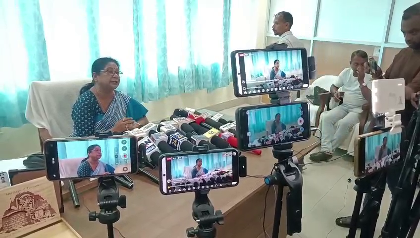 রাজ্যবাসীর উদ্দেশ্যে জ্বালানি সাশ্রয়ের বার্তা দিলেন বিধানসভার মুখ্য সচেতক কল্যাণী রায়।