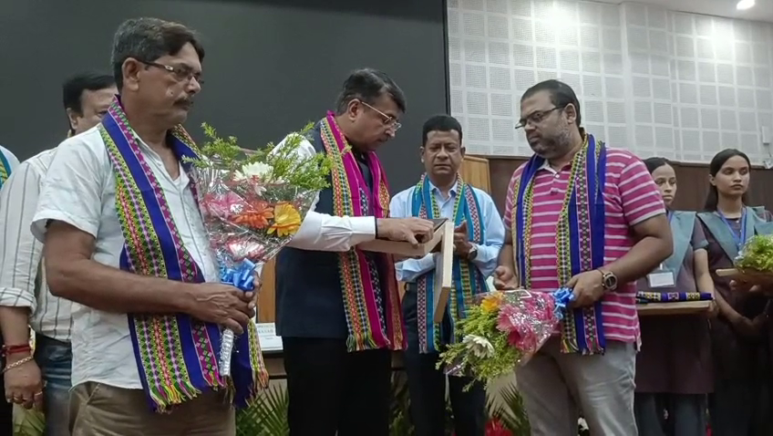 জাতীয় অঙ্গদান দিবস উদযাপিত, জিবি হাসপাতালে অঙ্গদান প্রক্রিয়া চিলুর কাজ এগিয়ে চলছে- স্বাস্থ্য সচিব     